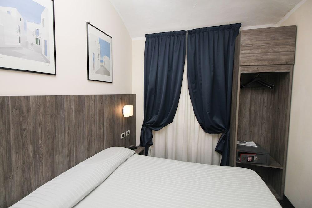Hotel Urbani Турин Экстерьер фото