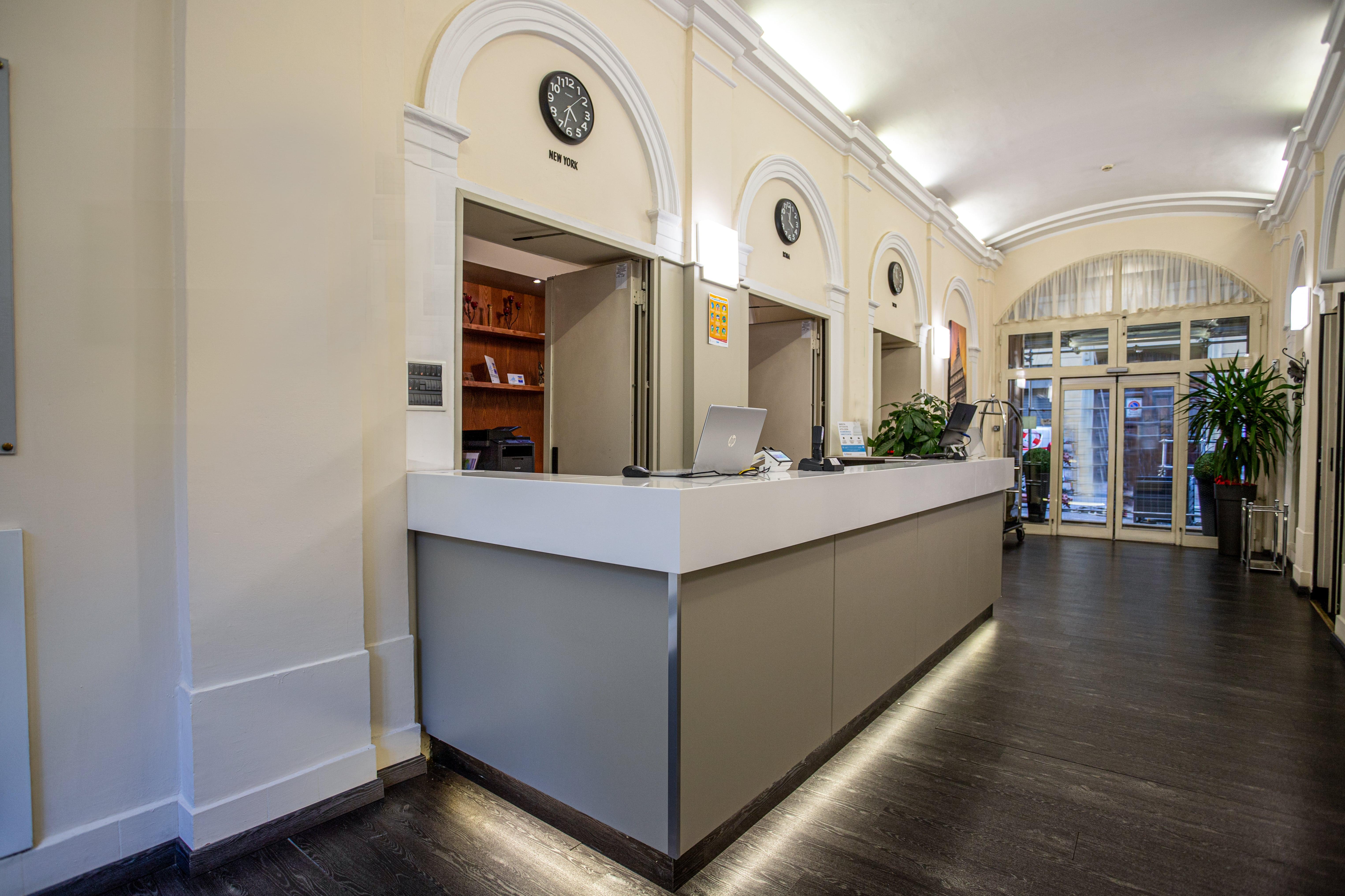 Hotel Urbani Турин Экстерьер фото