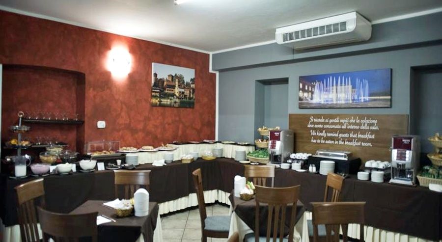 Hotel Urbani Турин Экстерьер фото